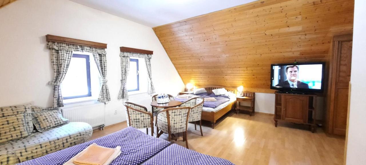 Hotel Perla Jizery Josefuv Dul Εξωτερικό φωτογραφία