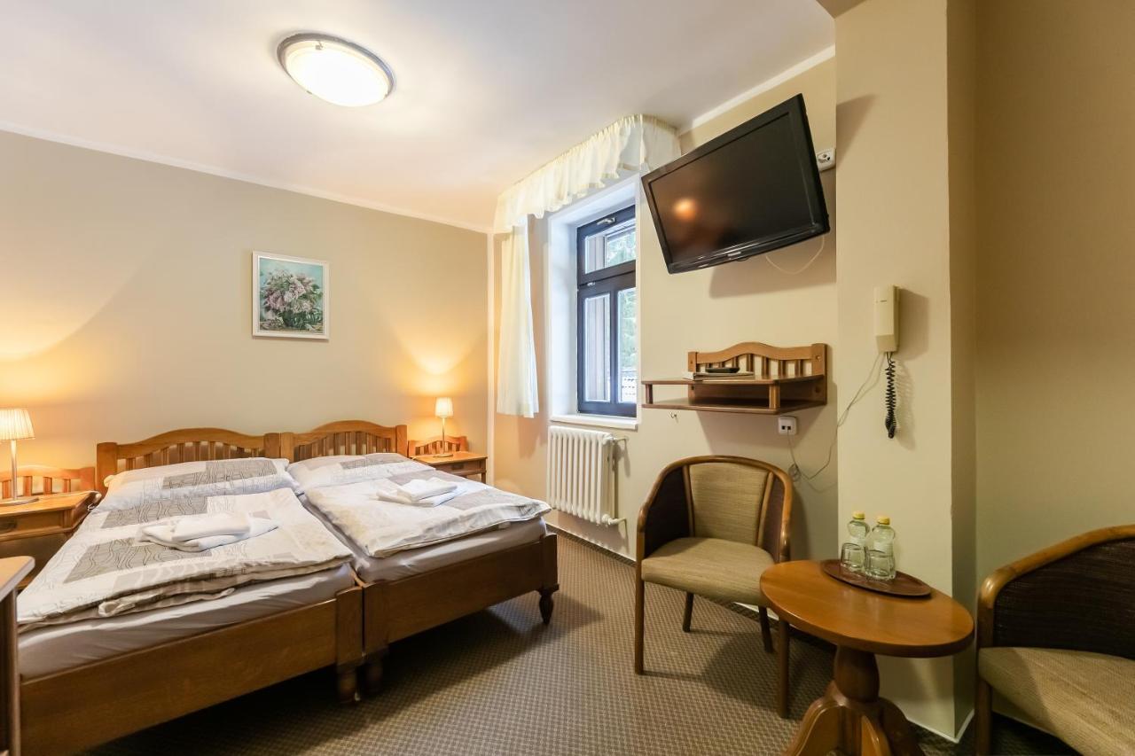 Hotel Perla Jizery Josefuv Dul Εξωτερικό φωτογραφία